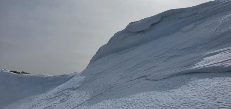 Per il crestone nord di Malequagliata durante l’”avanzata” del “Sahara”.