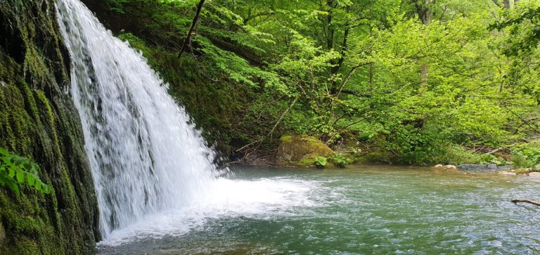 Alla conquista dell’Acqua Grossa nei pressi del lussureggiante Chiarinello